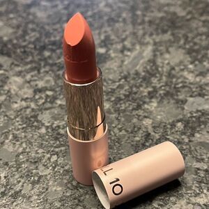 Doll 10 Smooth Assist Clean Soufflé Lip Color Beauty Authority exclusive shade